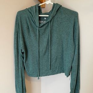 Lounge life cozy cropped pull over